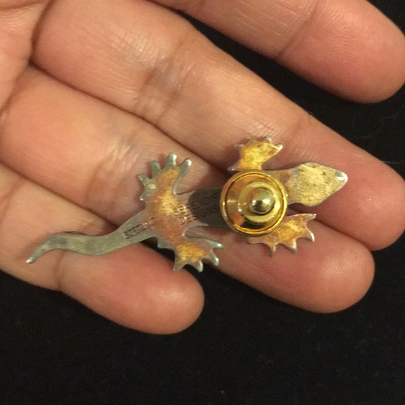 Sterling Silver Gecko Lizard with Baltic Amber Cabochon Brooch Pin - Picture 4 of 6